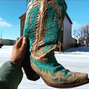 Vintage Corral Cowboy Boots